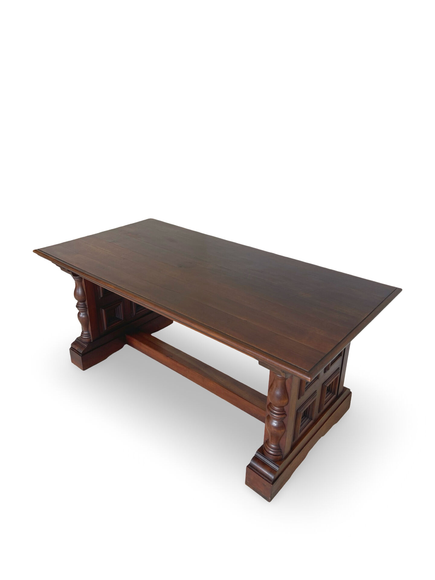 La table à manger extensible de haute qualité de style Renaissance italienne,