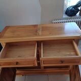 Solid 2-door sideboard
