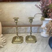 Paire de bougeoirs en laiton XIXème