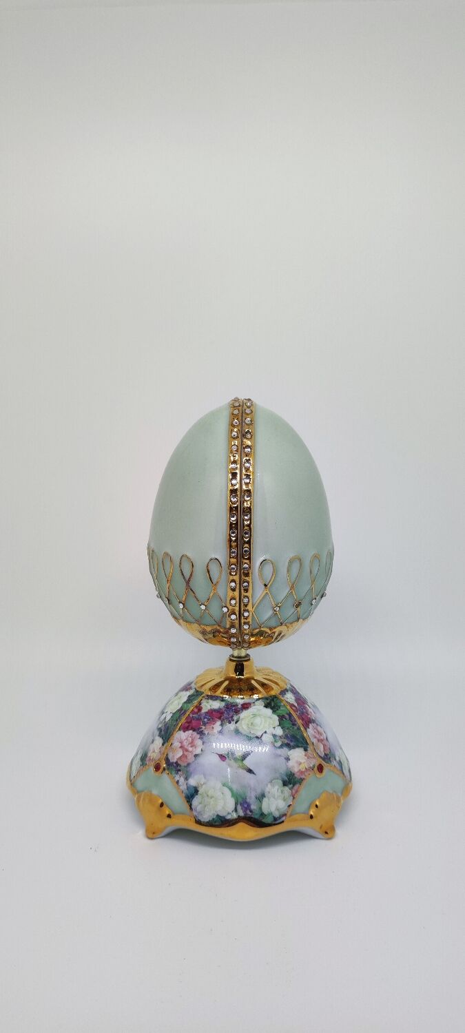 Lena Liu's music box