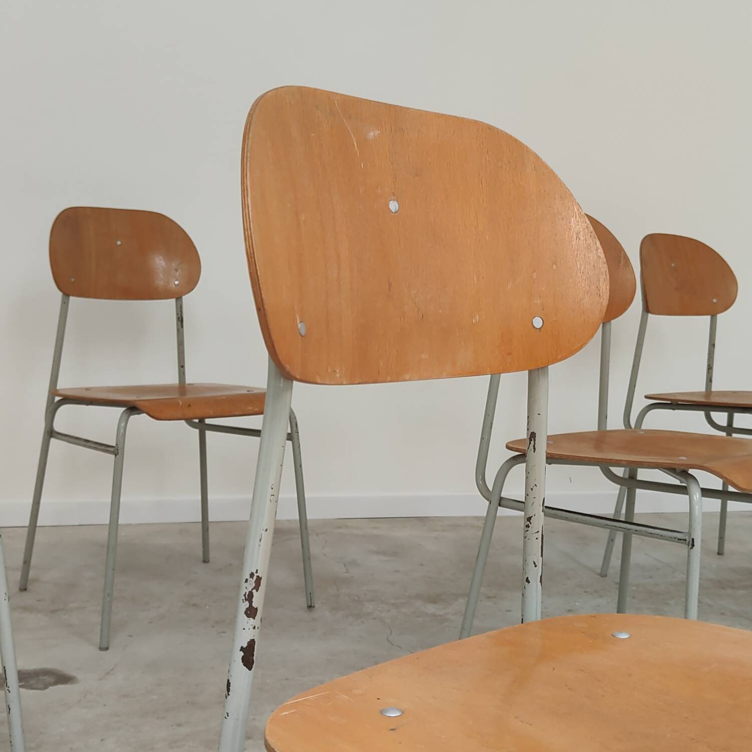 Set of 6 Czech school chairs from the 60s