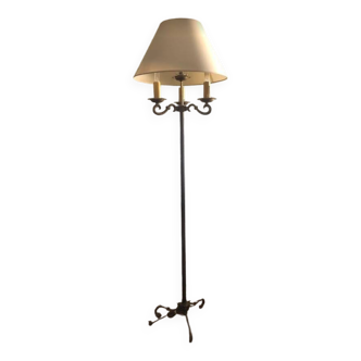 Floor lamp