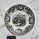 Assiette parlante plate vintage en porcelaine opaque Boch Frères La Louvière