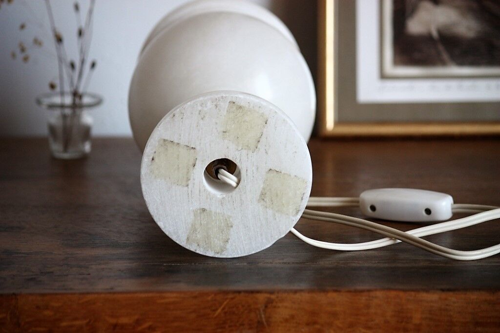 Alabaster lamp