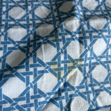 Tablecloth + napkins