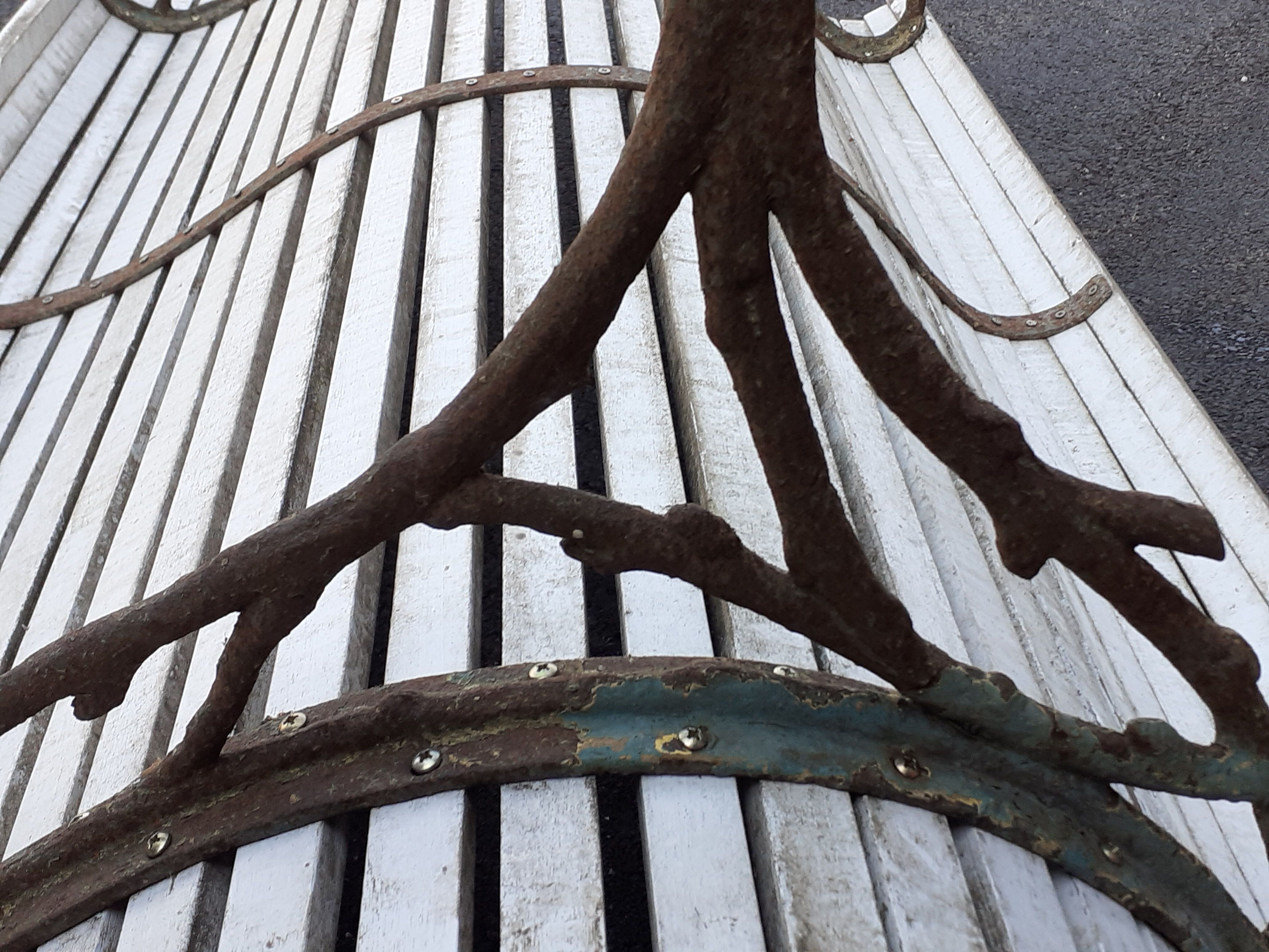 Banc de jardin avec pieds en  fonte