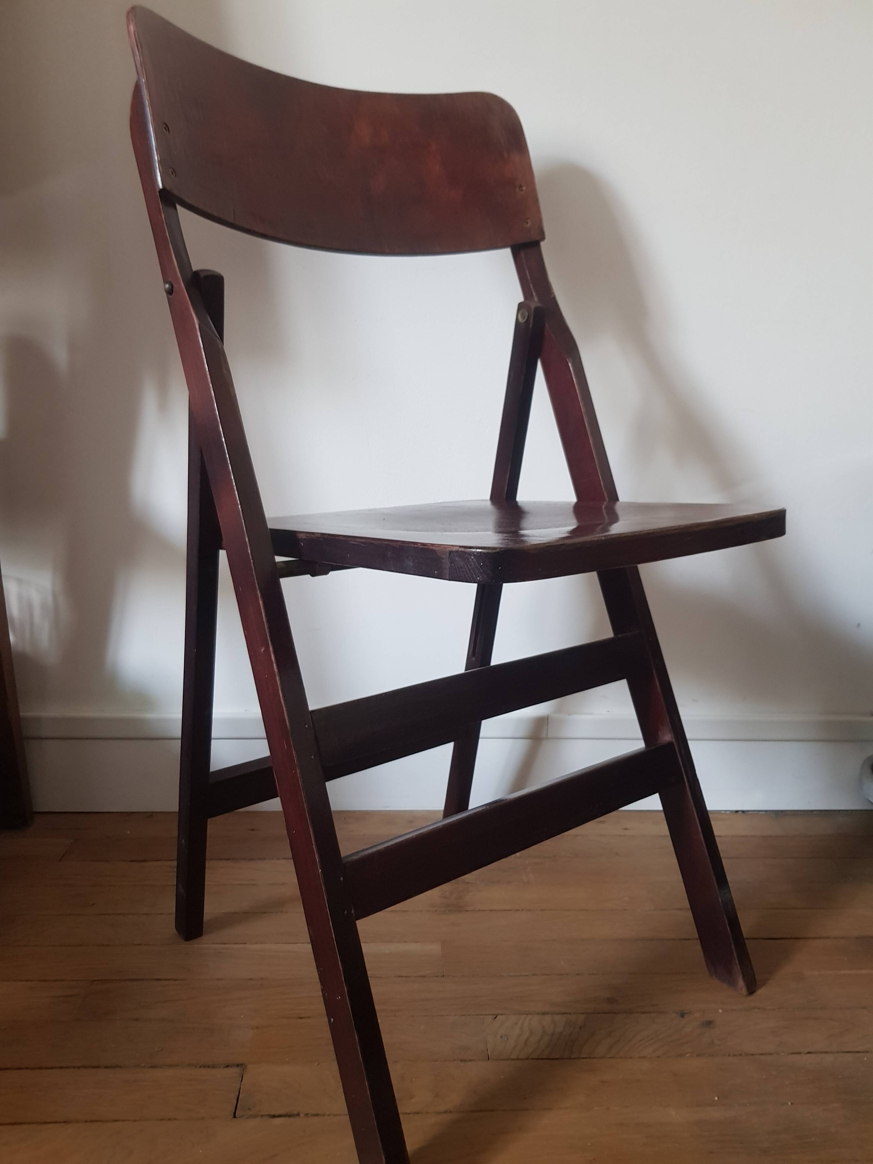 Thonet folding chair