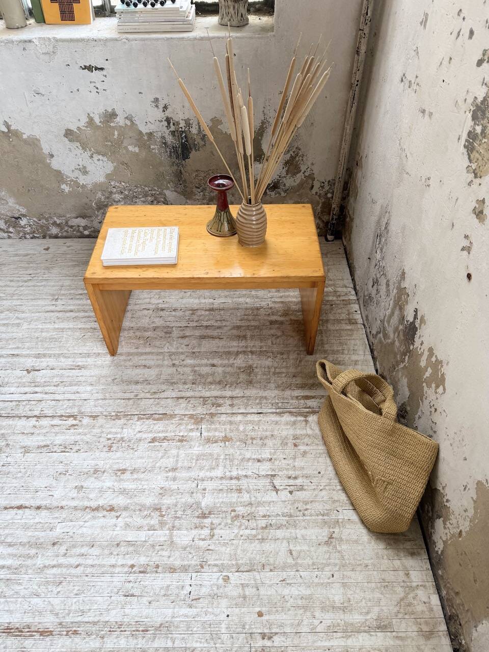 Coffee table in Perriand style, Les Arcs 1800.