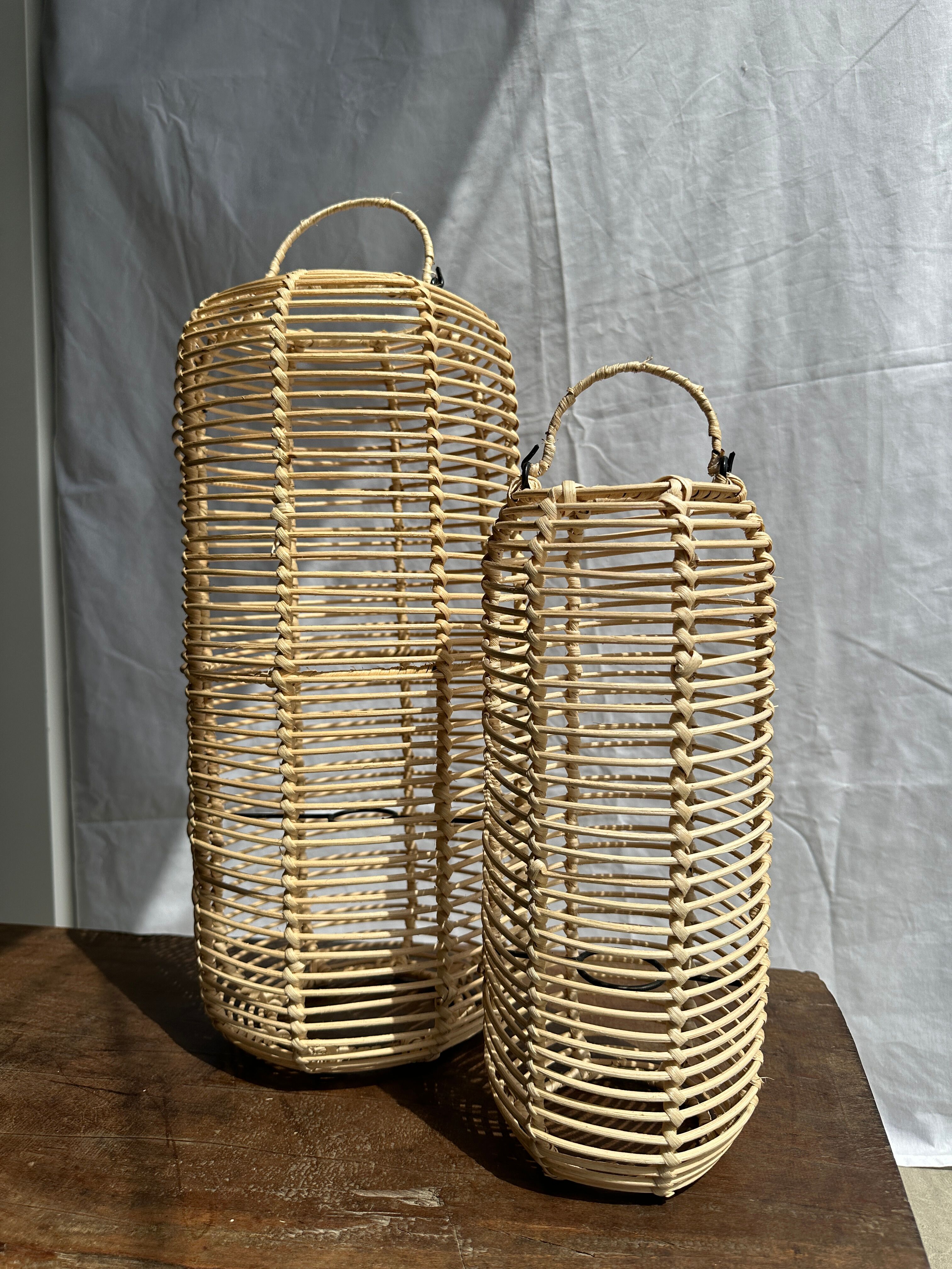Small lantern-shaped rattan suspension H35 D15