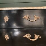 Commode Louis XV noire et poignées dorées