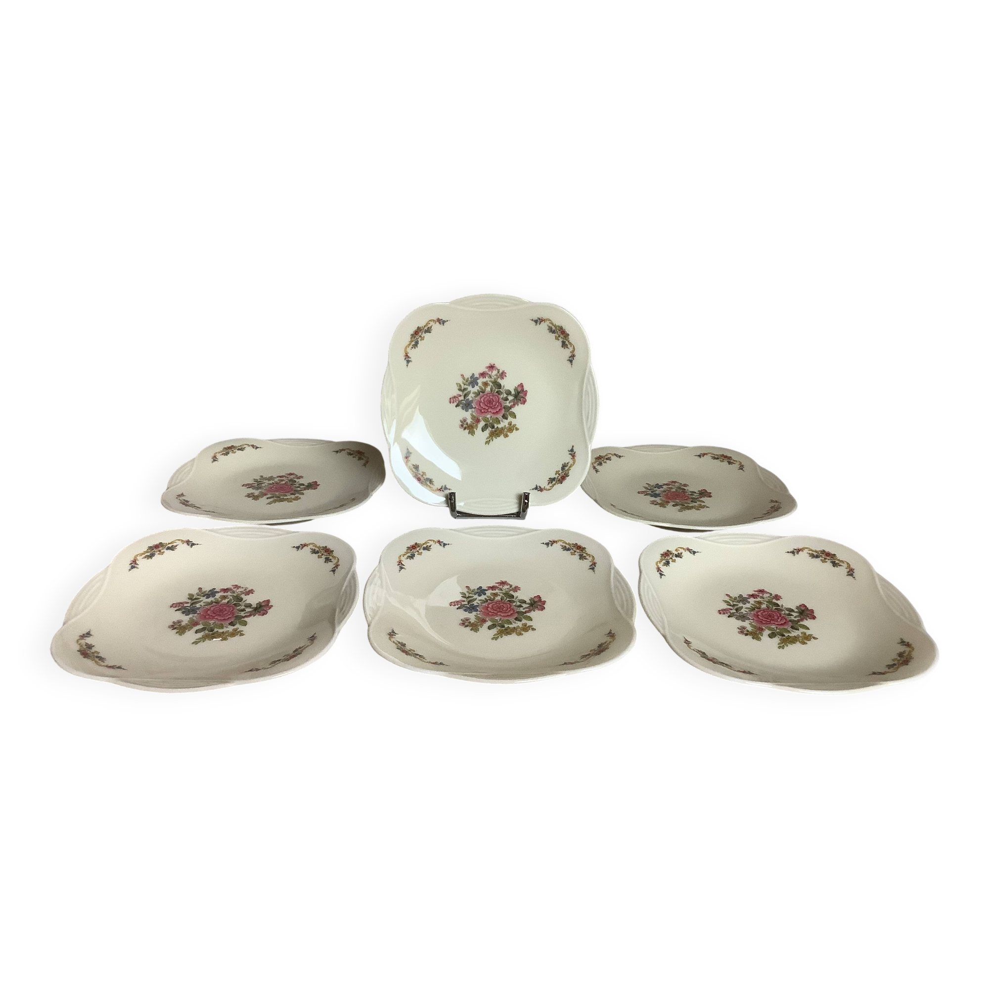 Six petites assiettes à fleurs Raynaud Limoges