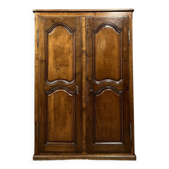 Pretty Louis XV style Valet cabinet in solid wood