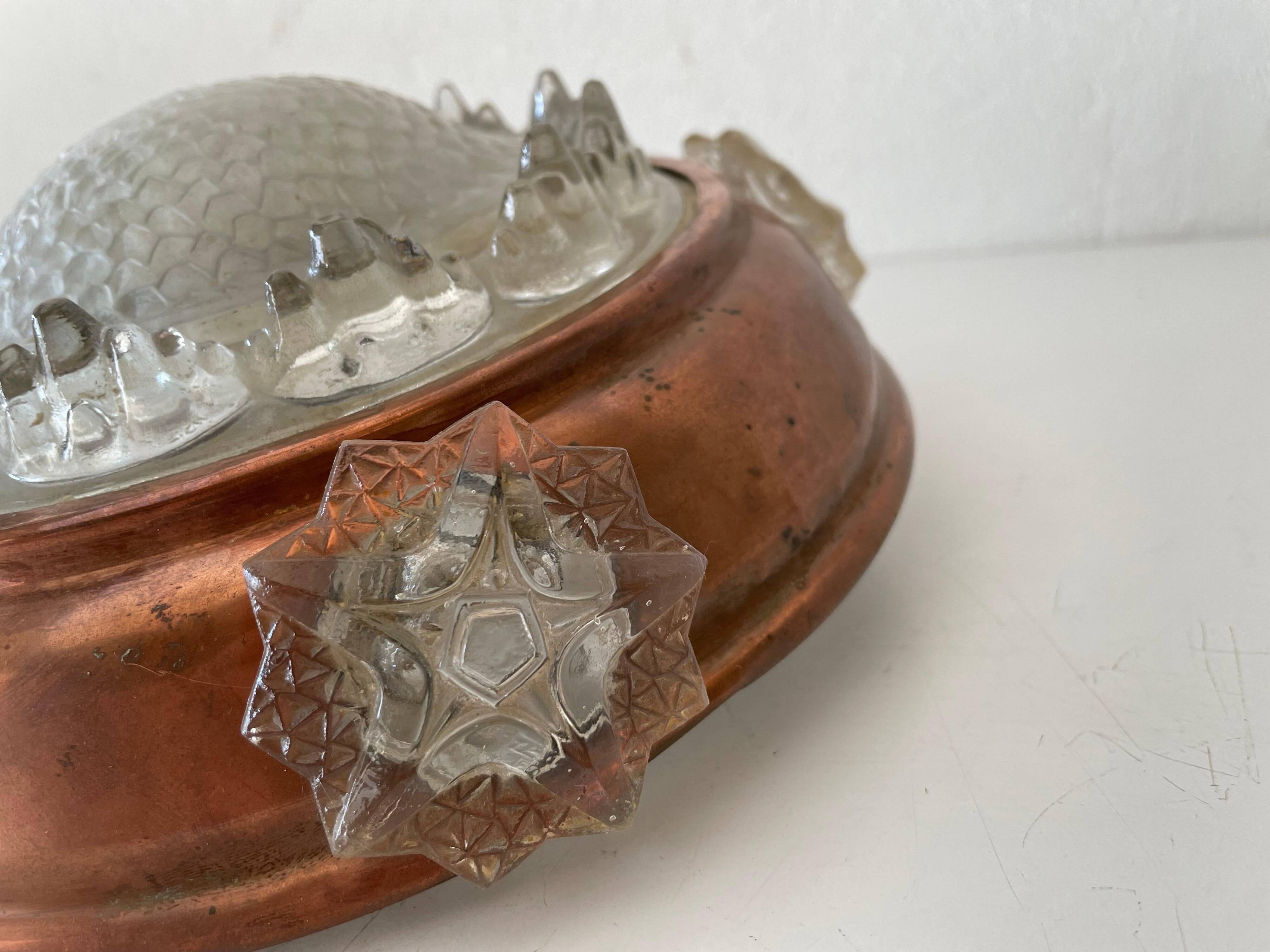 Exceptional flush ceiling light Italian Art Deco in copper and glass, 1940s, Italy