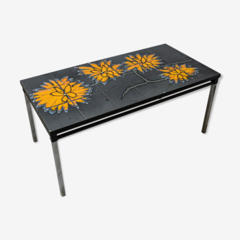 Flower coffee table