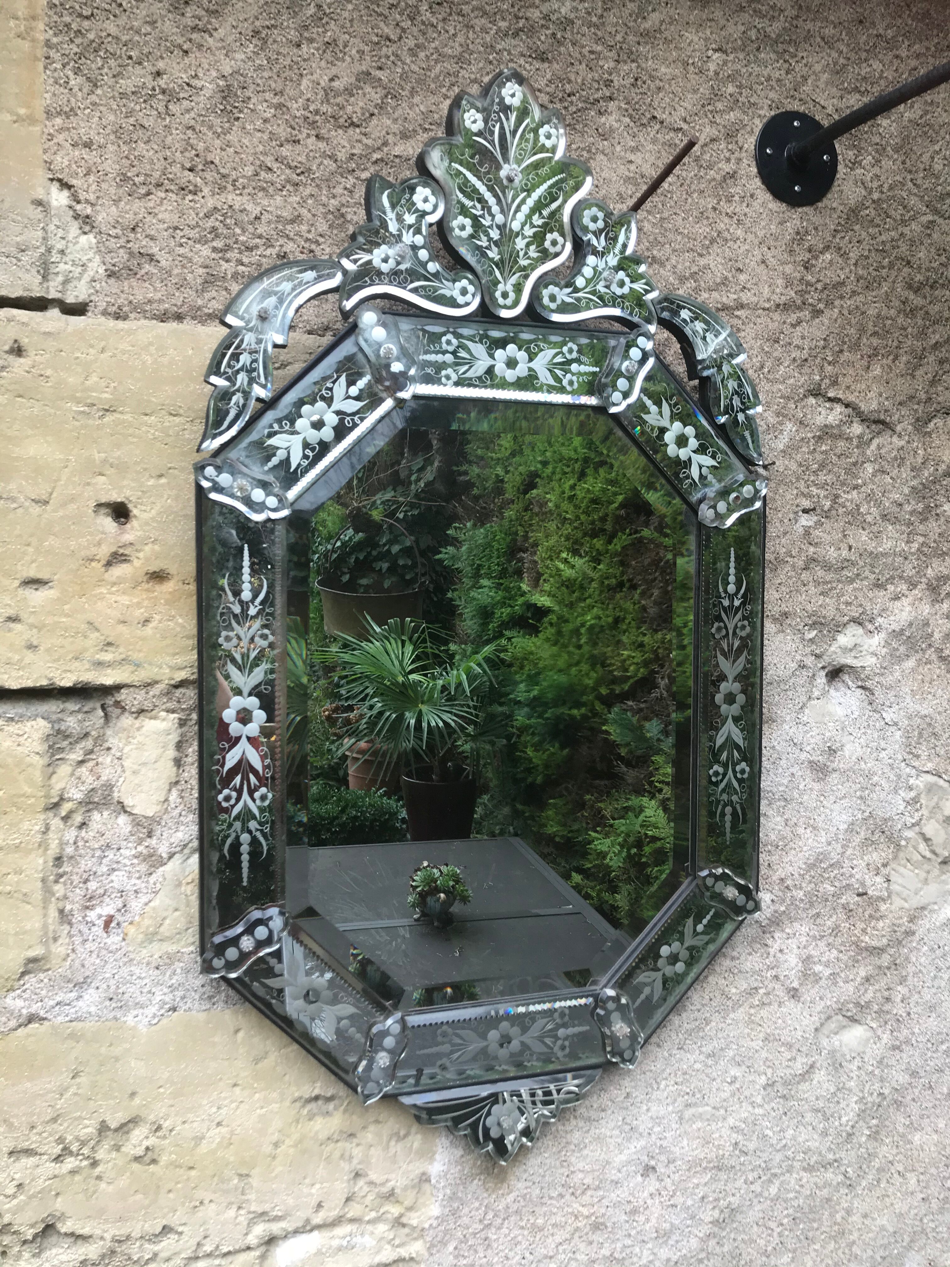 Venetian mirror circa 1900, 100x54 cm