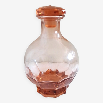 Carafe en verre moulé rose, Luminarc