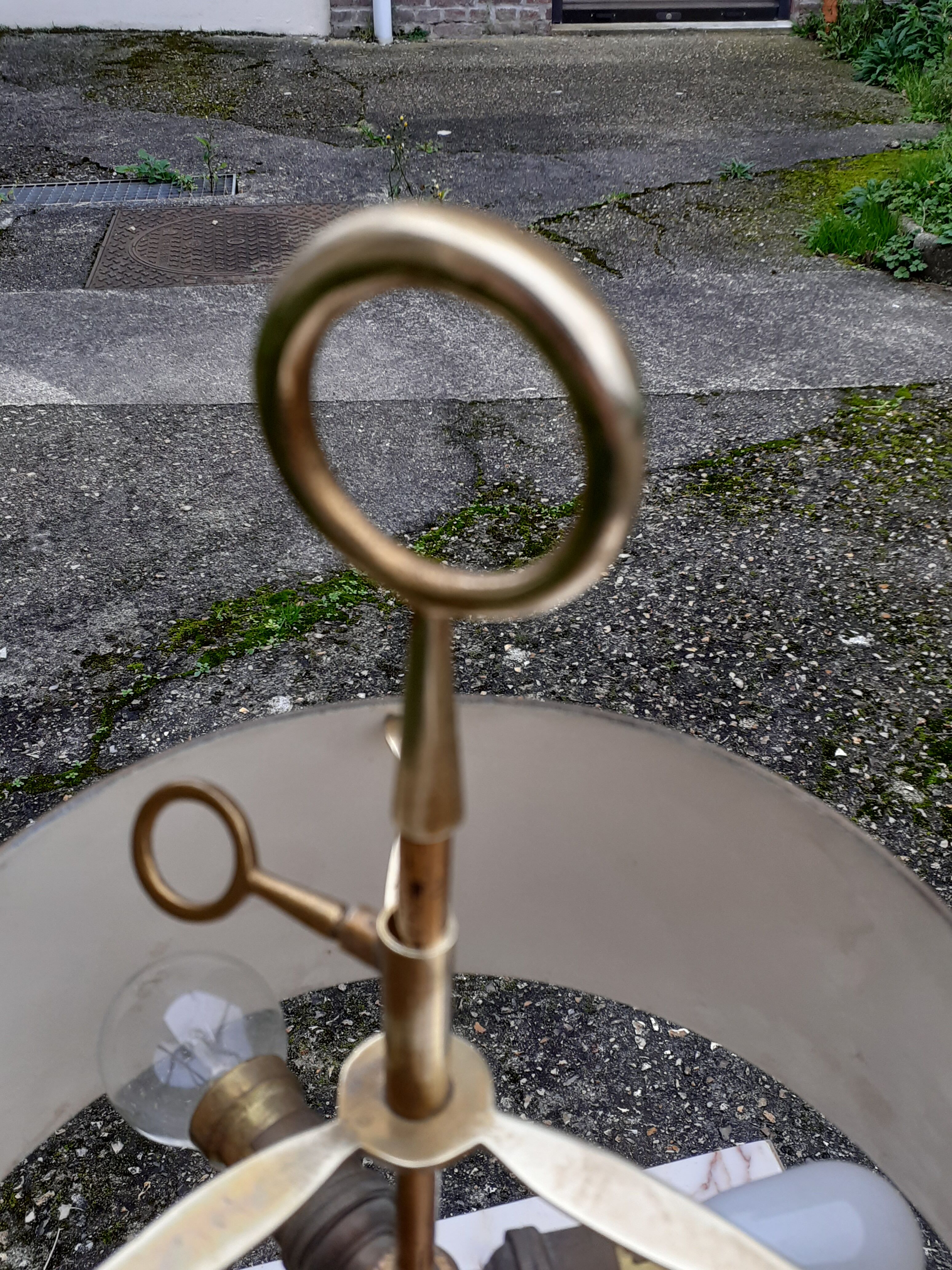 3-branched lampshade lamp sheet gilded bronze pietement