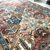 Handmade Iranian wool rug - 157x214cm