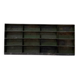 Grand meuble à casiers en métal