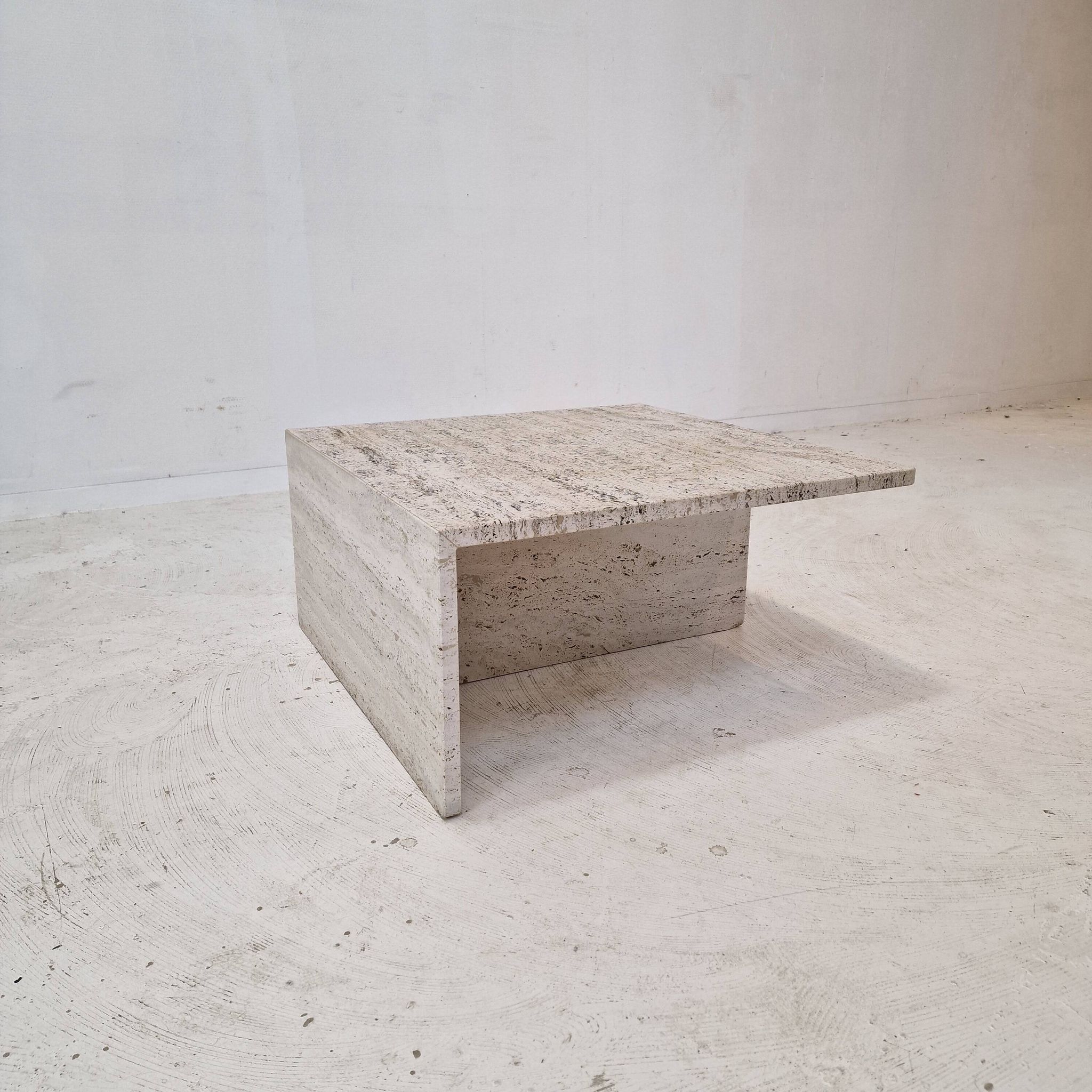 Table Basse Carrée en Travertin par Up & Up Italy, 1970s