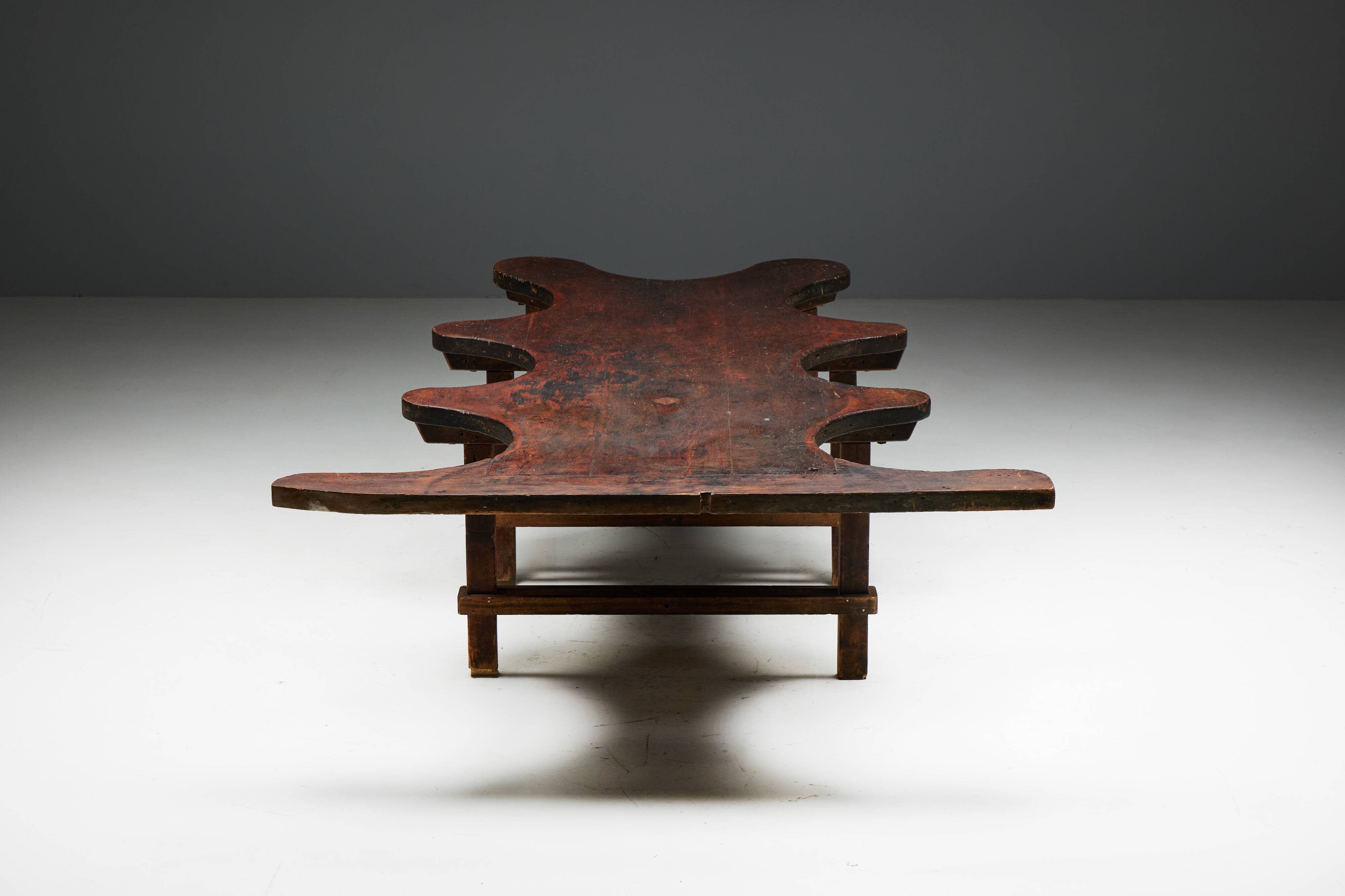 Table Organique Rustique De Forme Libre, France, Fin 19ème Siècle