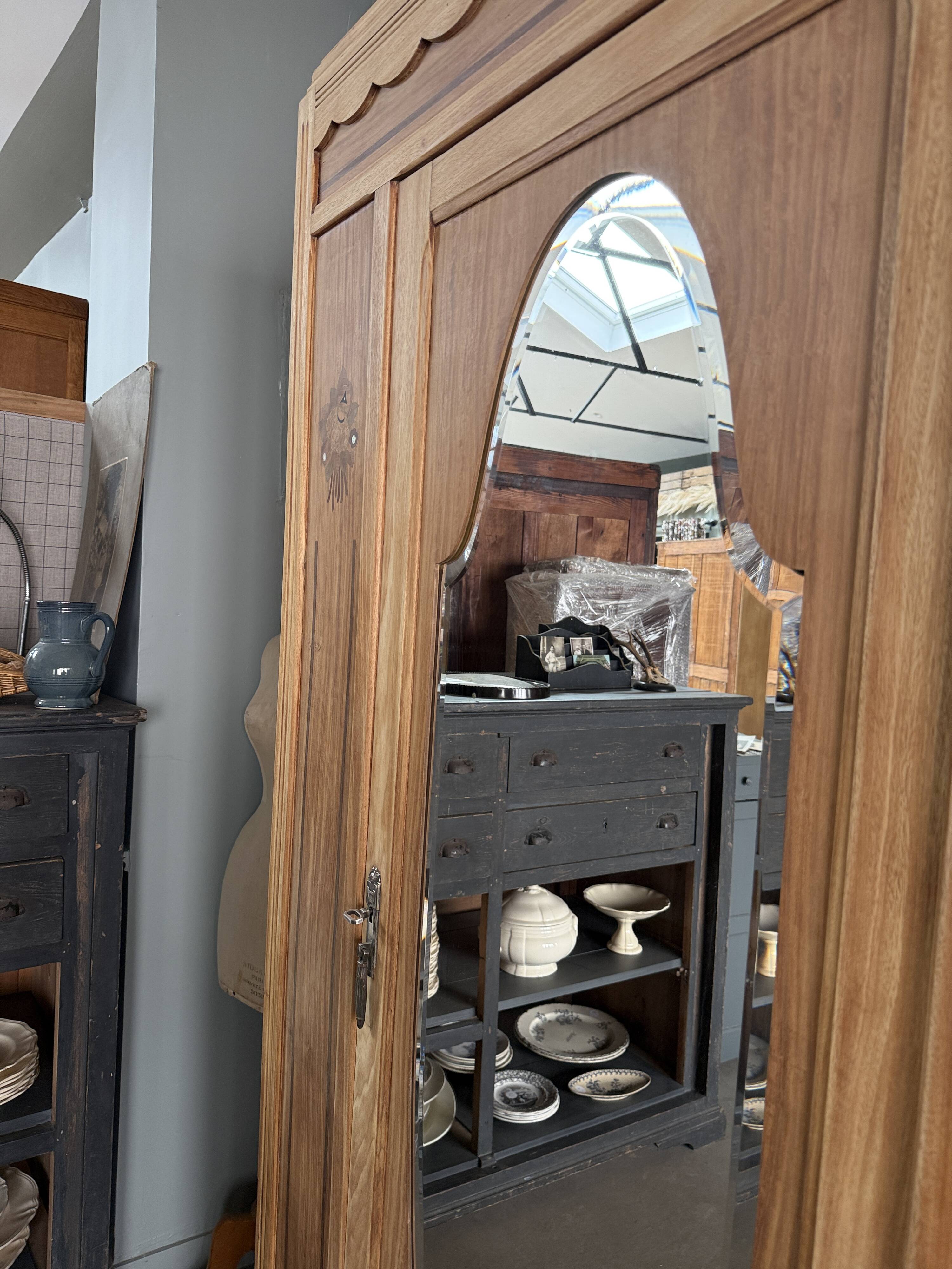 Art Deco Bonnetière (renovated)