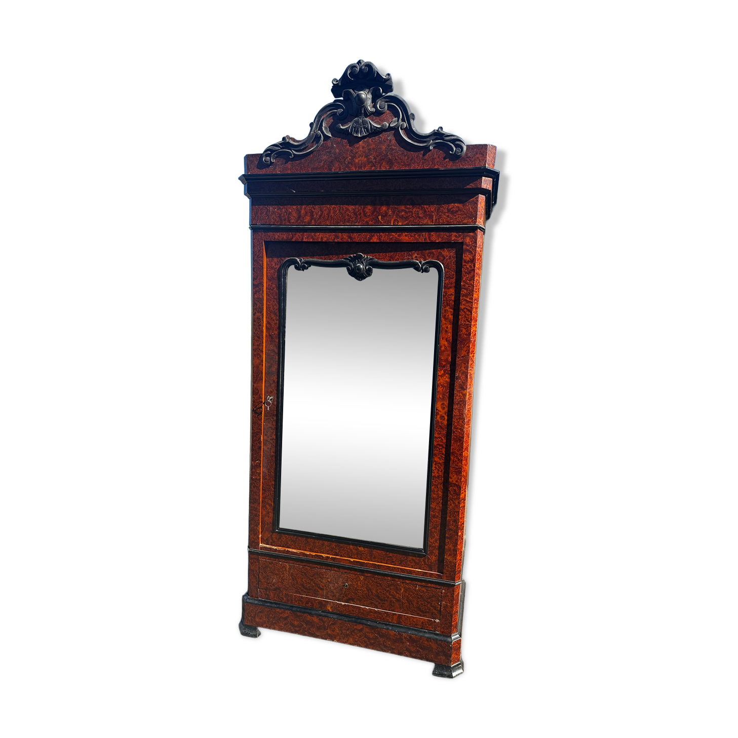 Armoire à glace Napoléon III en placage de loupe