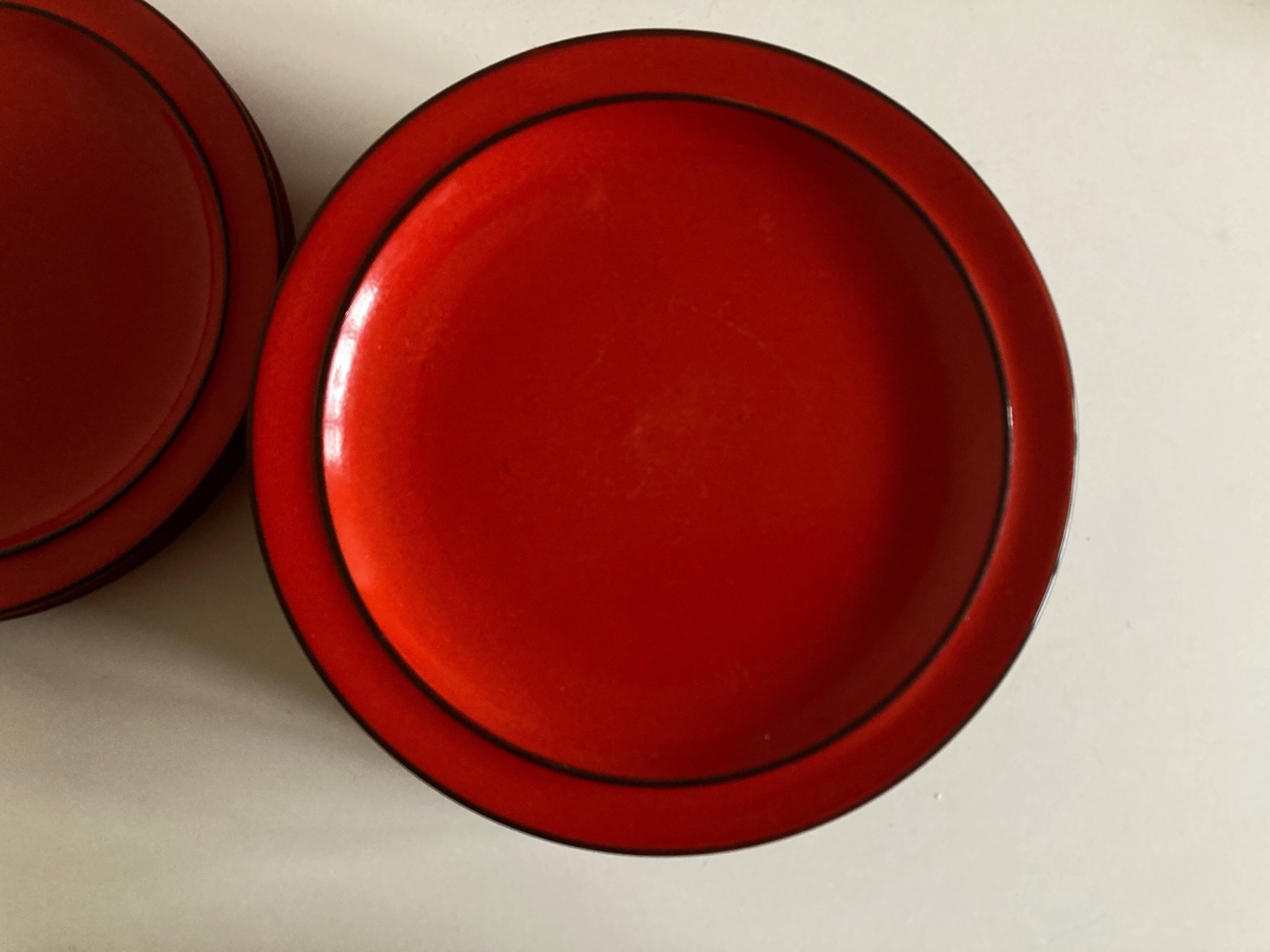 Set of 10 plates 1970 in red stoneware design Hertha Bengtson Thomas Rosenthal Scandinavian