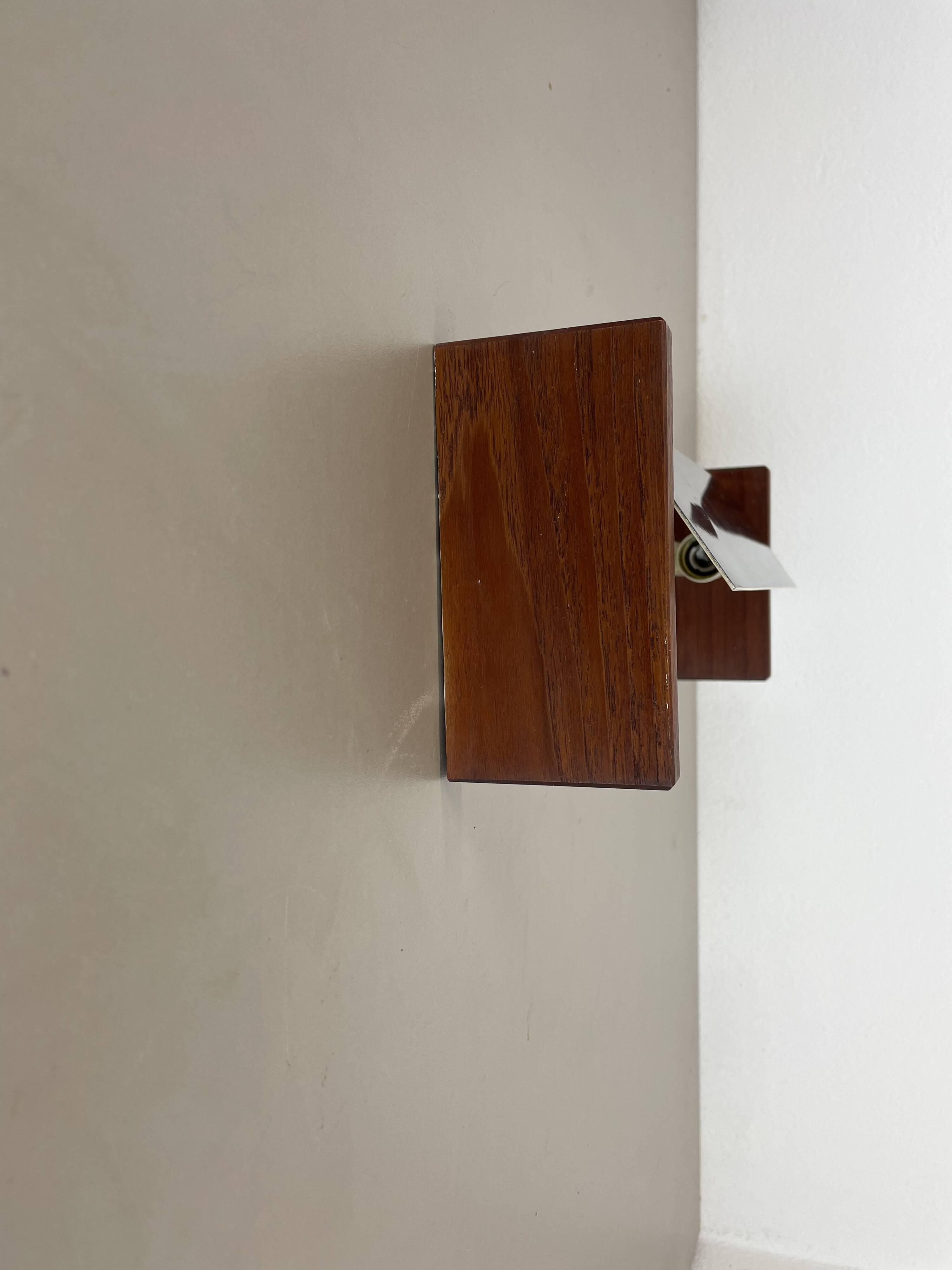 cubic Large 38cm Teak and Metal adjustable wall light element, Germany 1950s