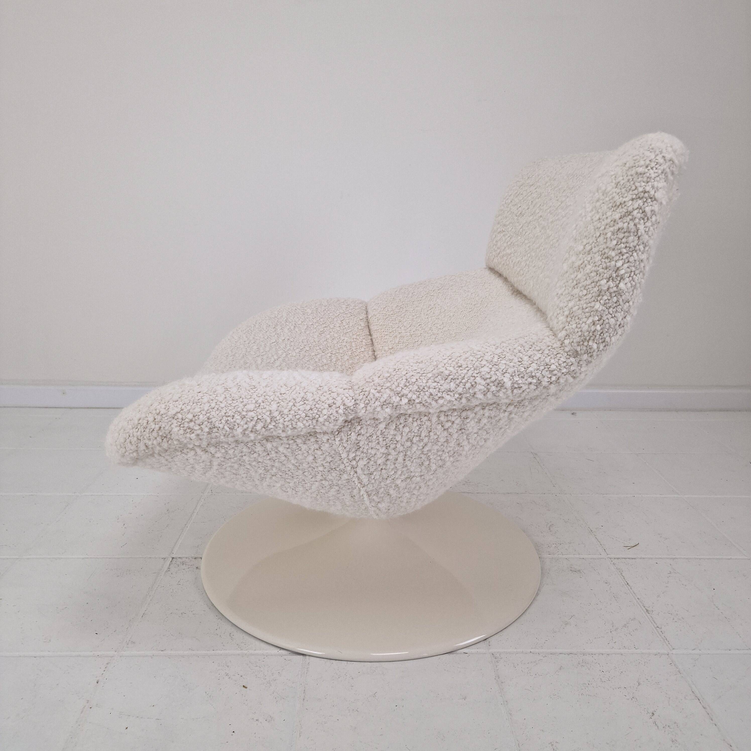 Restored Artifort F518 Lounge Chair by Geoffrey Harcourt in Bouclé Fabric,
