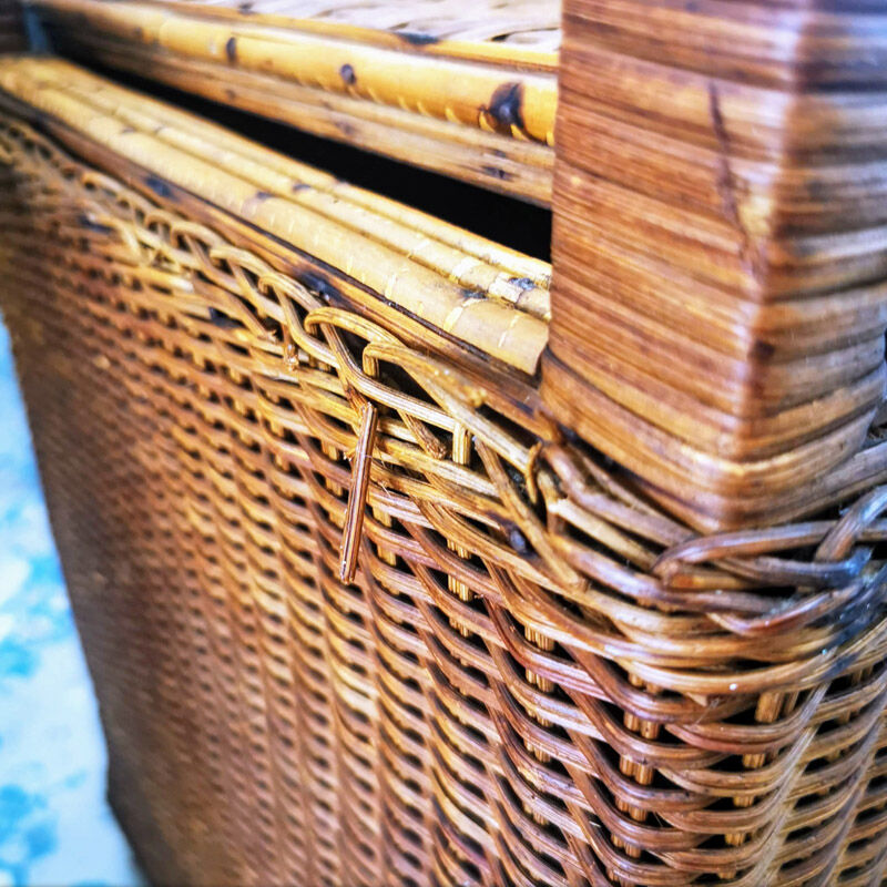 Wicker bench box