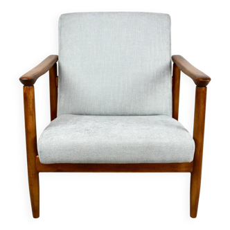 Fauteuil Bleu Clair GFM-142 par Edmund Homa, 1970s