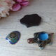 Boite miniature en forme de tortue cloisonné email sur socle en bois