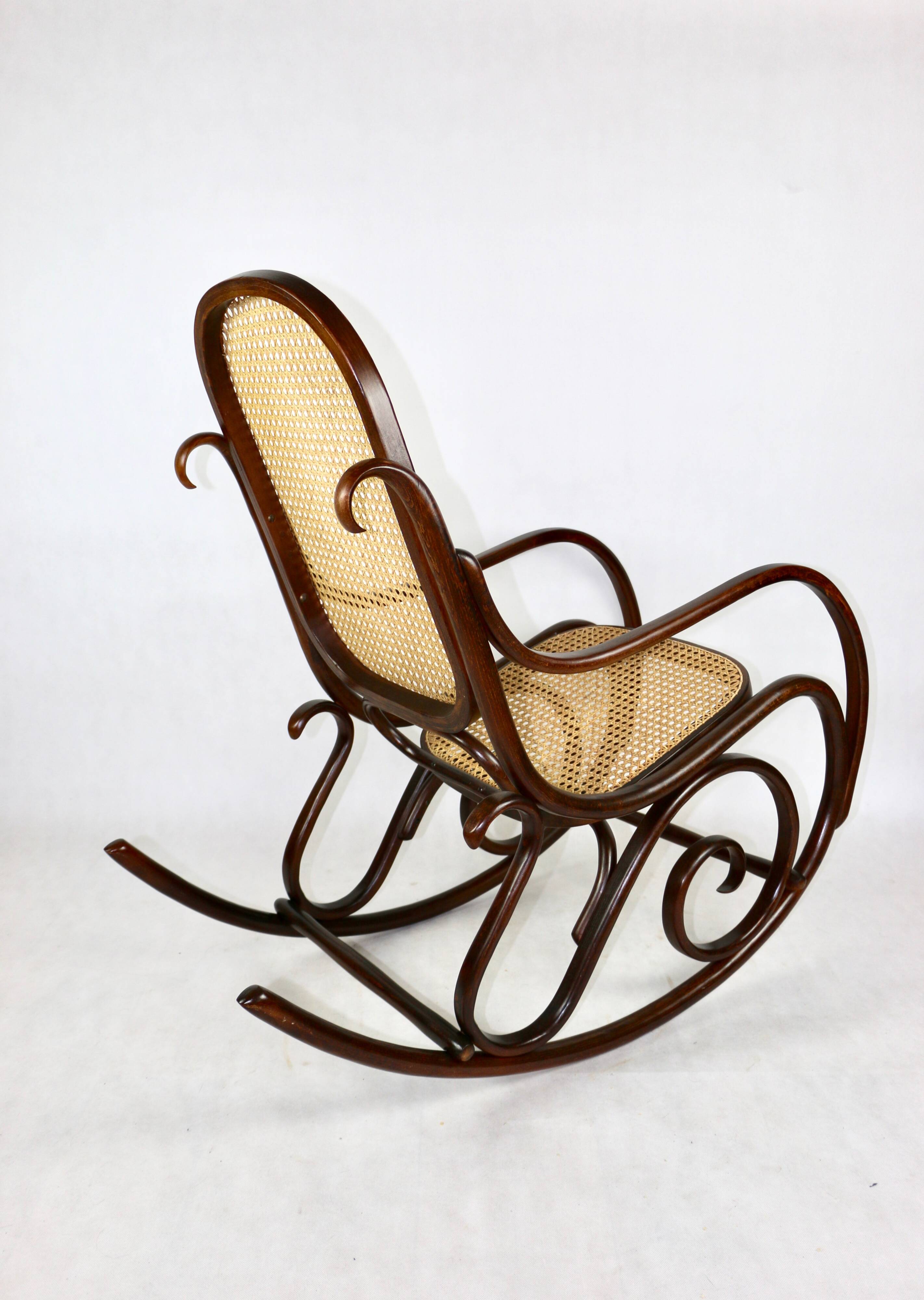 Vintage Brown Rocking Chair