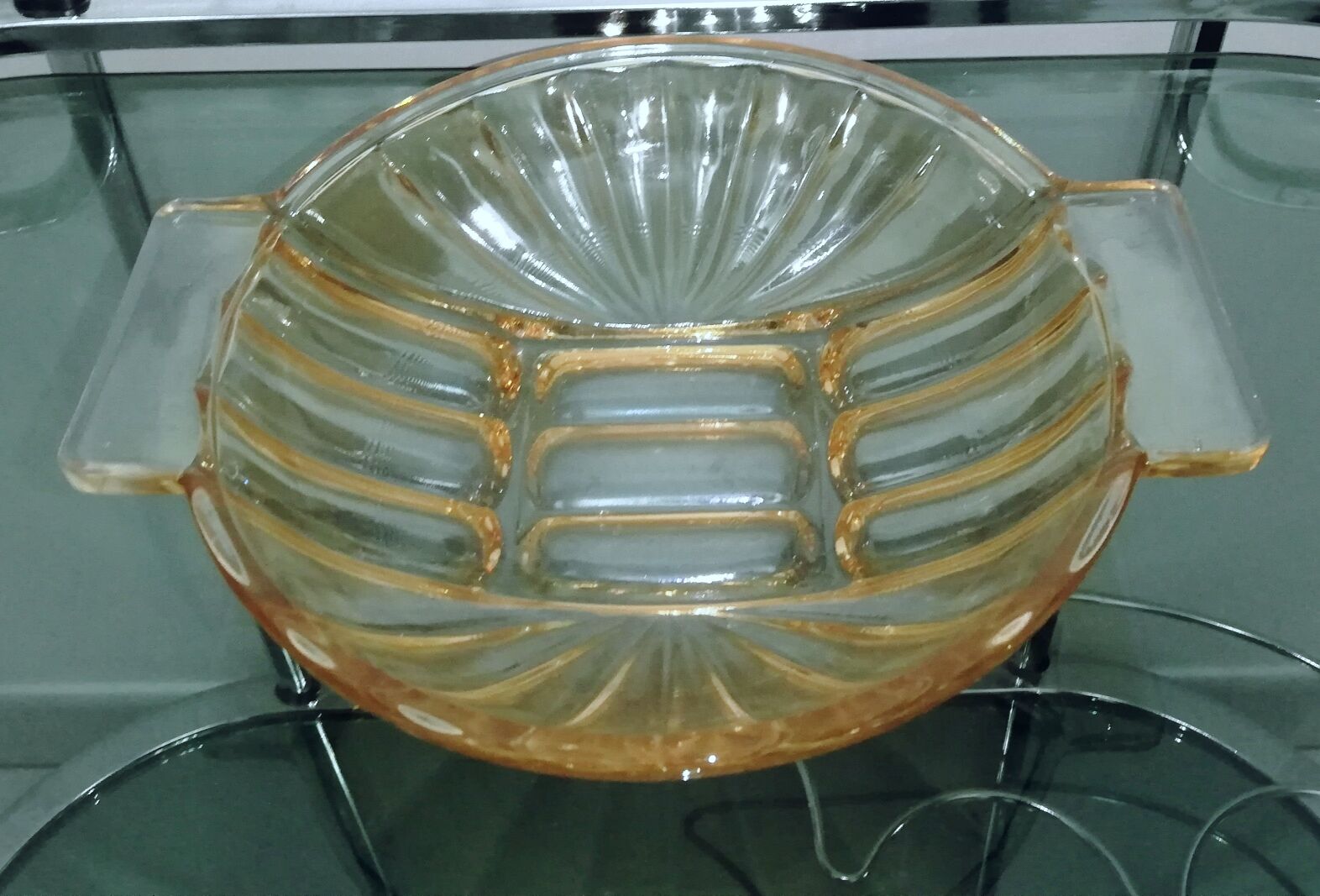 Dish or fruit cup are art deco