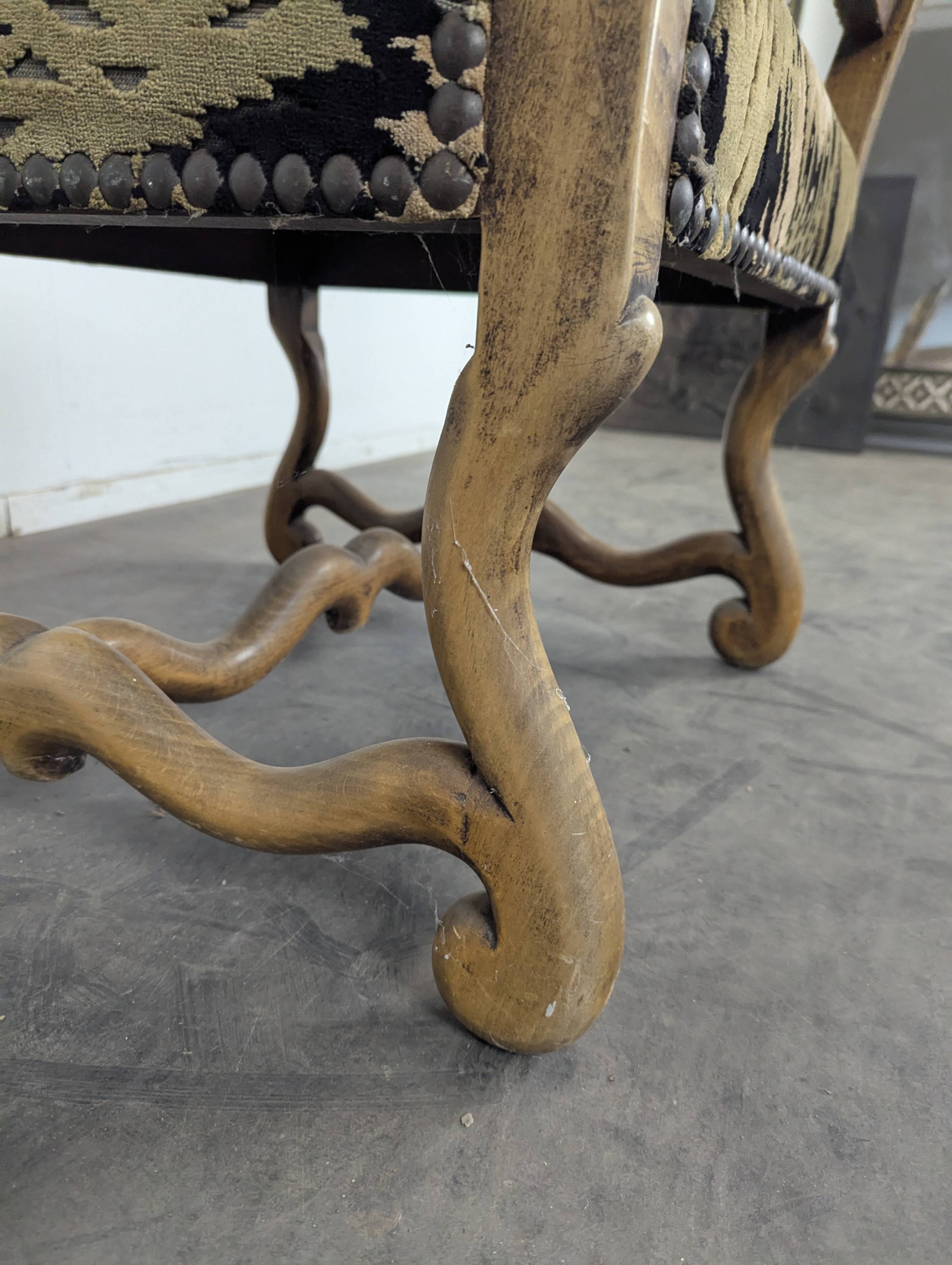 Louis XIII armchair with sheep bone in flame velvet
