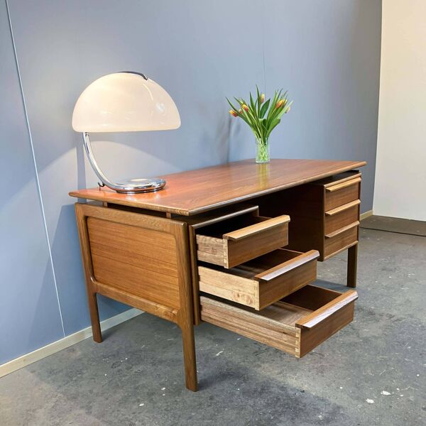 Bureau par G.V. Gasvik pour GV Møbler, teck, années 1960