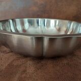 Set of 2 vintage stainless steel salad bowls