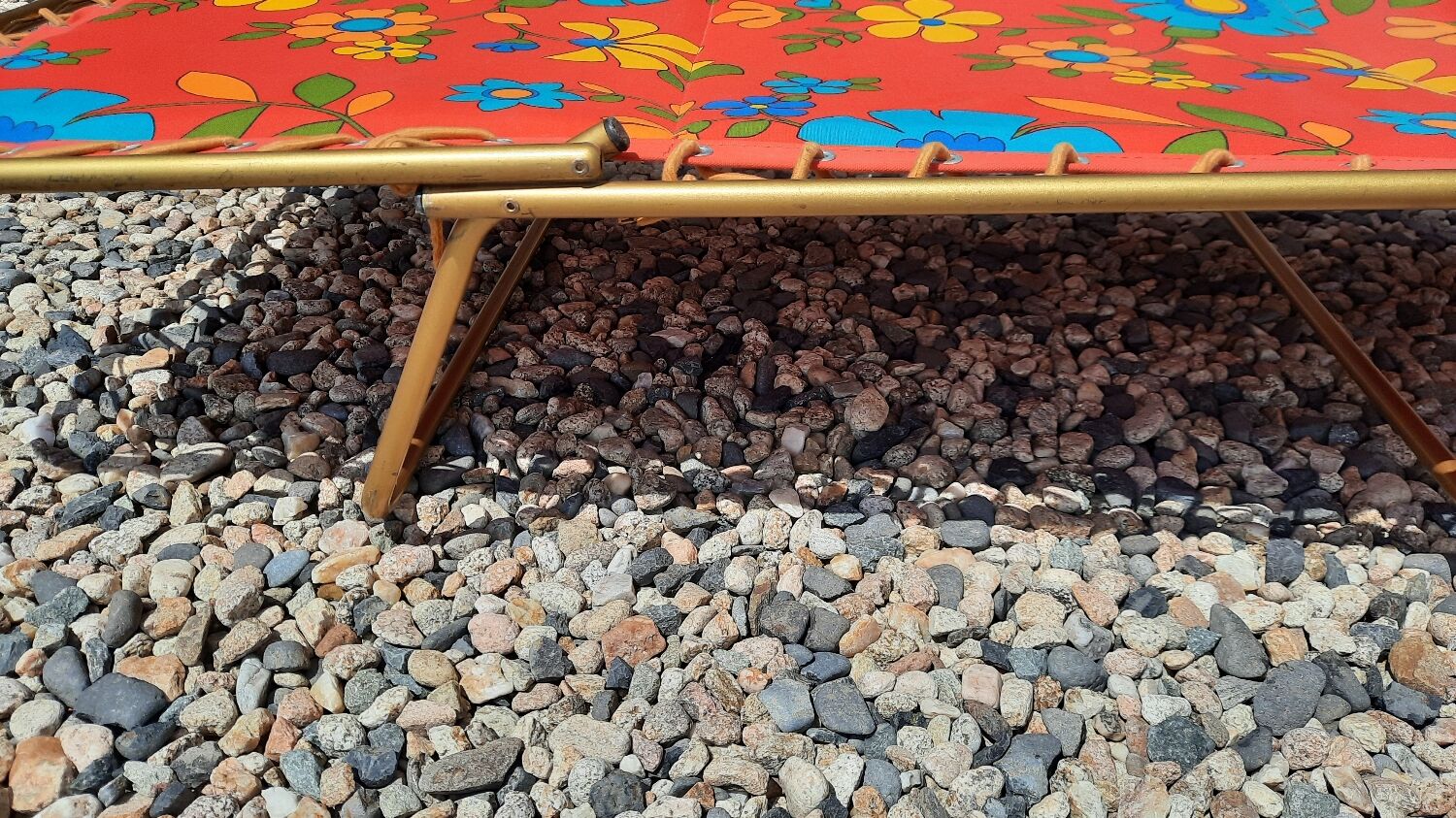 Vintage foldable camping camp bed