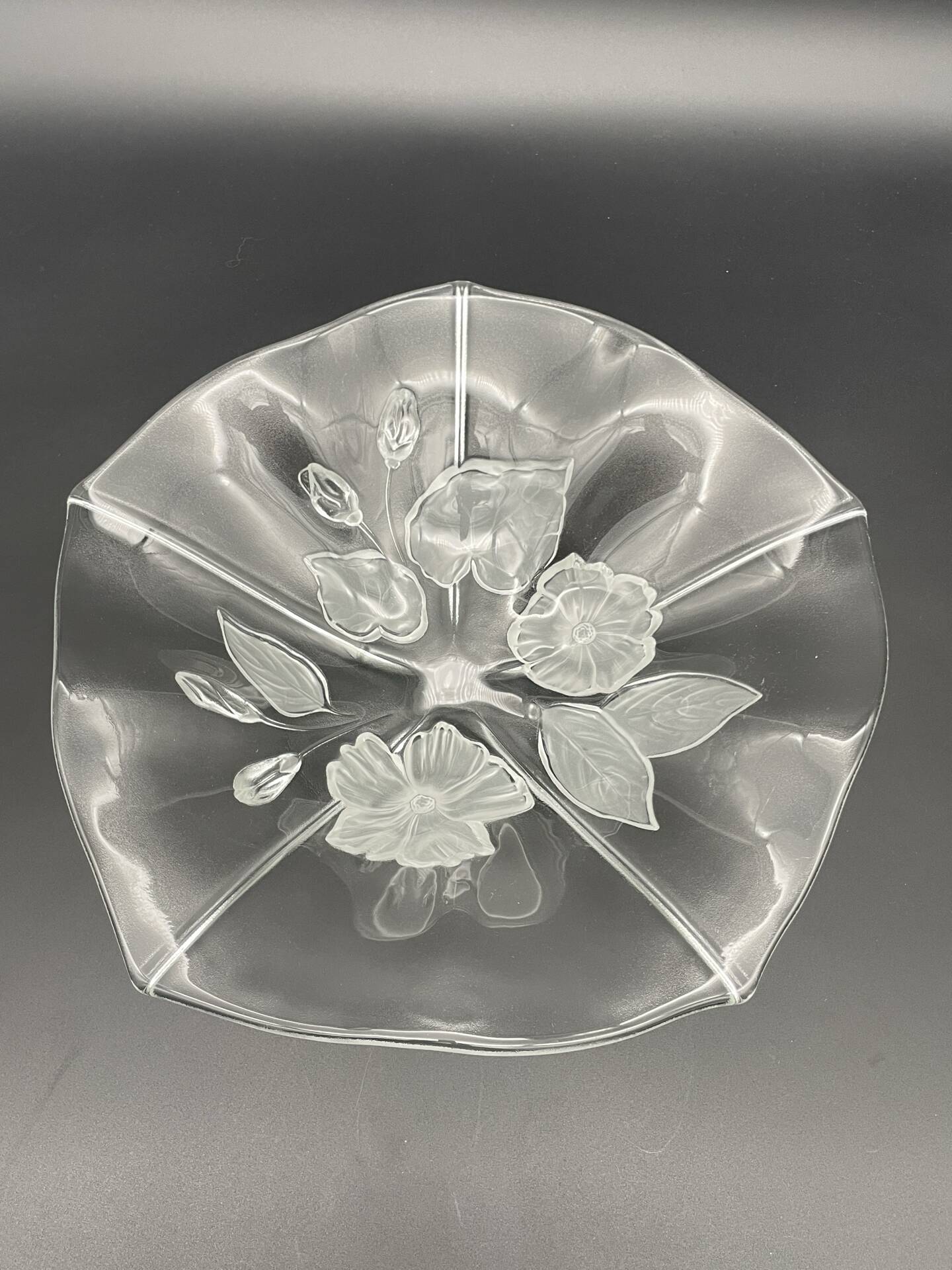 Large vintage Evita flower-patterned glass bowl – Walther Glas Allema