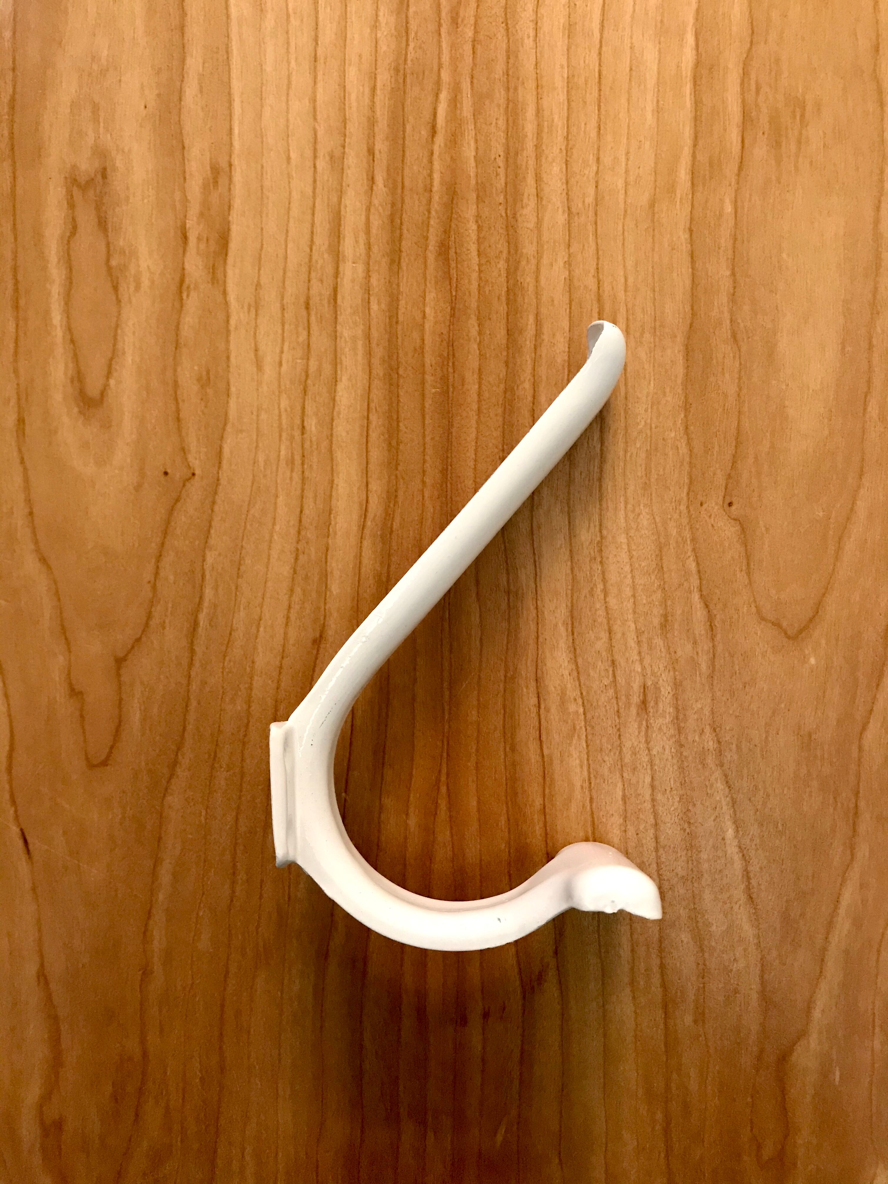 Lot of five vintage patères