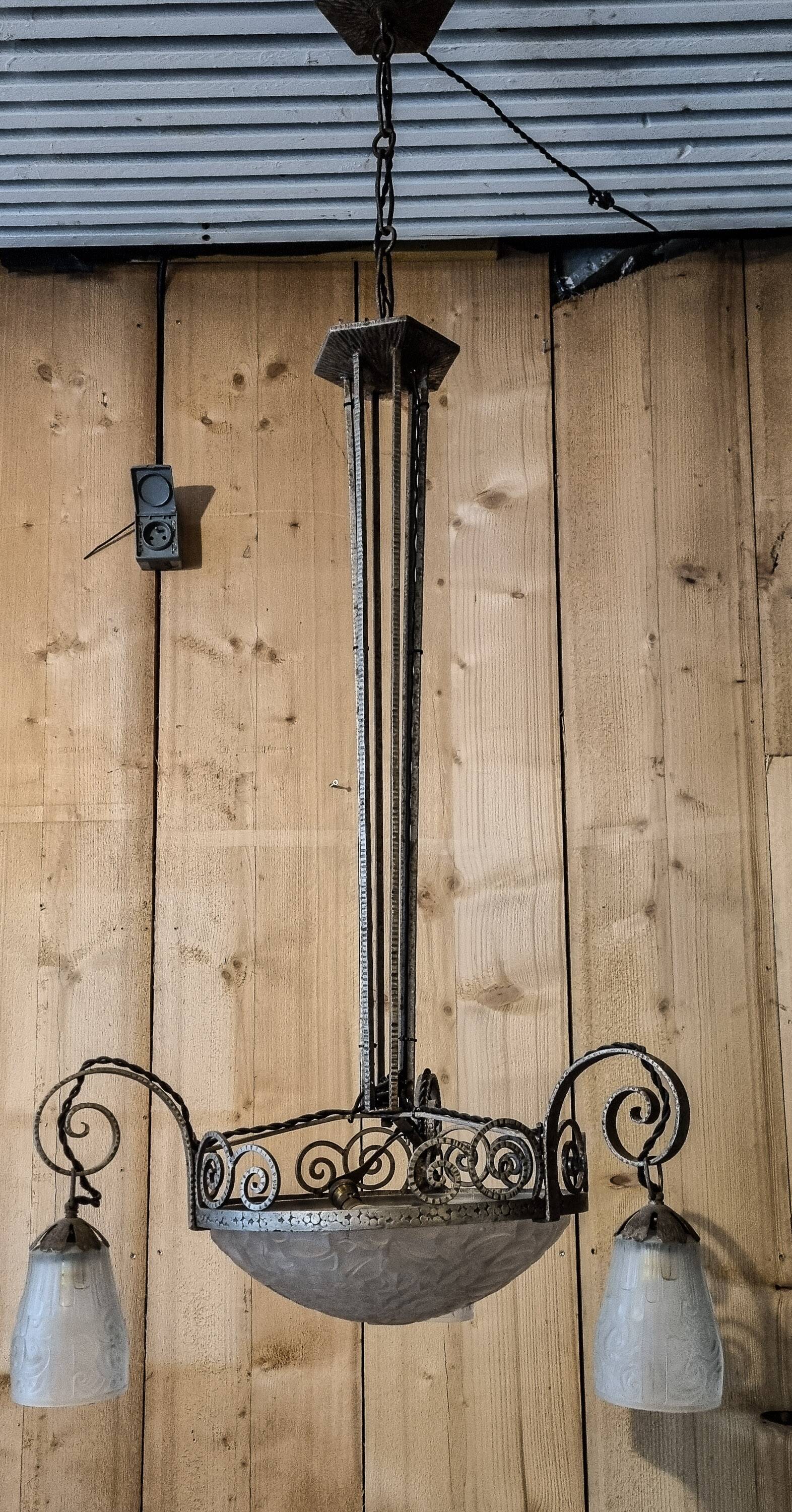 Primaflore Art Deco Chandelier