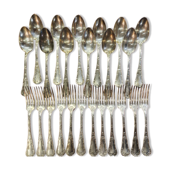 Christofle spoons and forks from the Chrysanthème model.