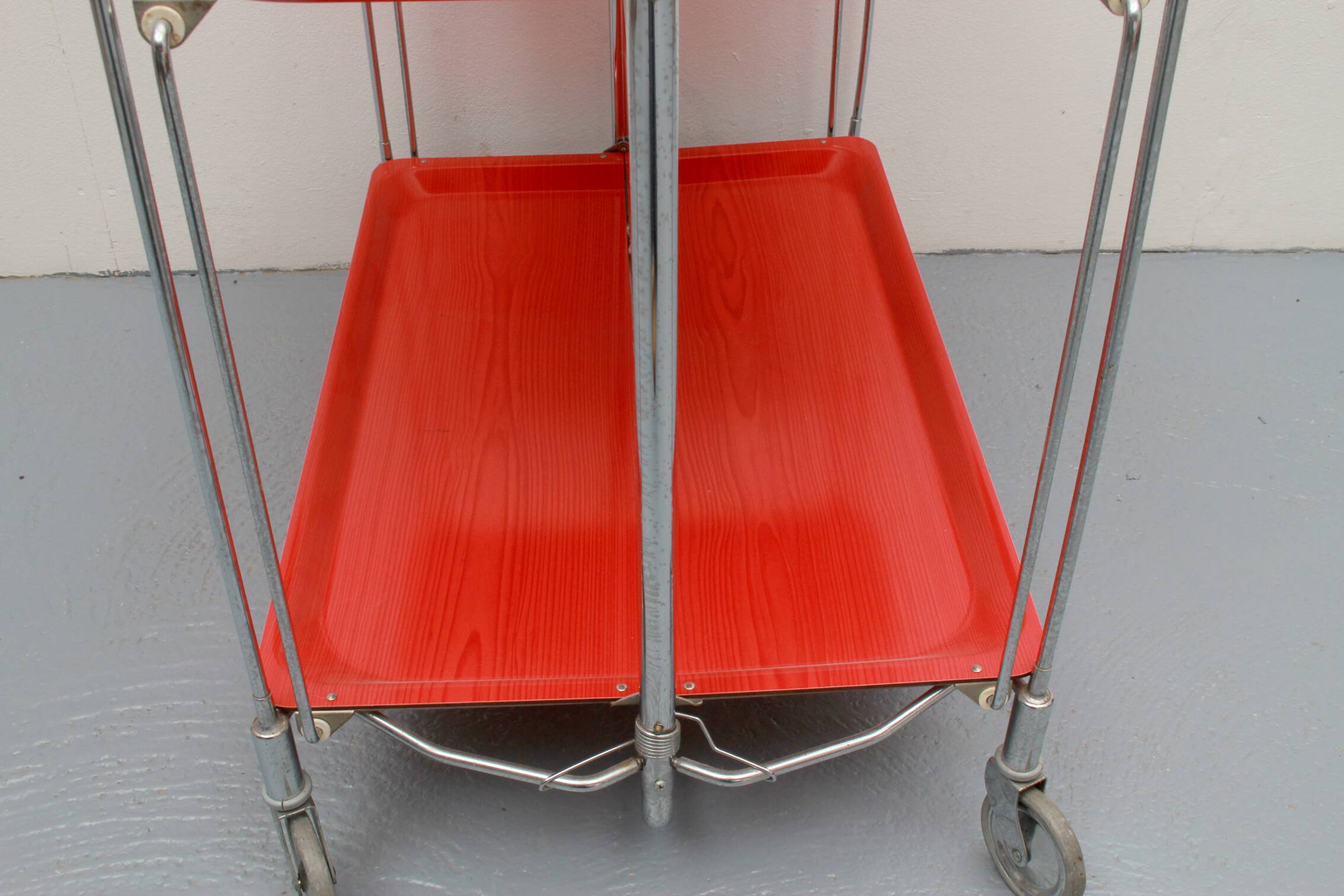 1970s trolley Dinett in red orange