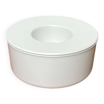 White melamine ashtray, mid-century Swedish design by Gunnar Larson for Gustavsberg, 1960s.