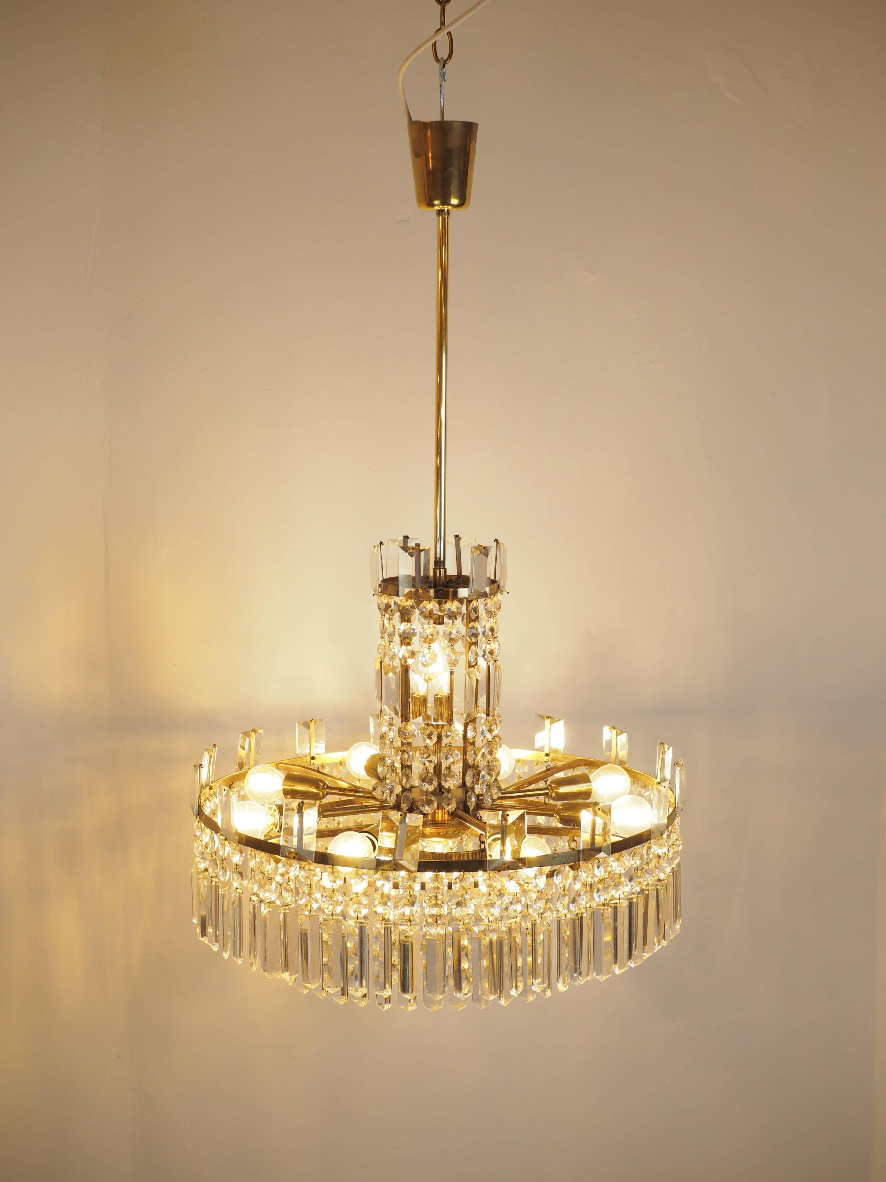 Mid-century crystal chandelier "Model F 518" by Bakalowits & Söhne
