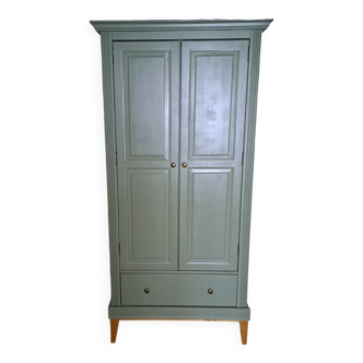 Rød Sødgren forest green cabinet