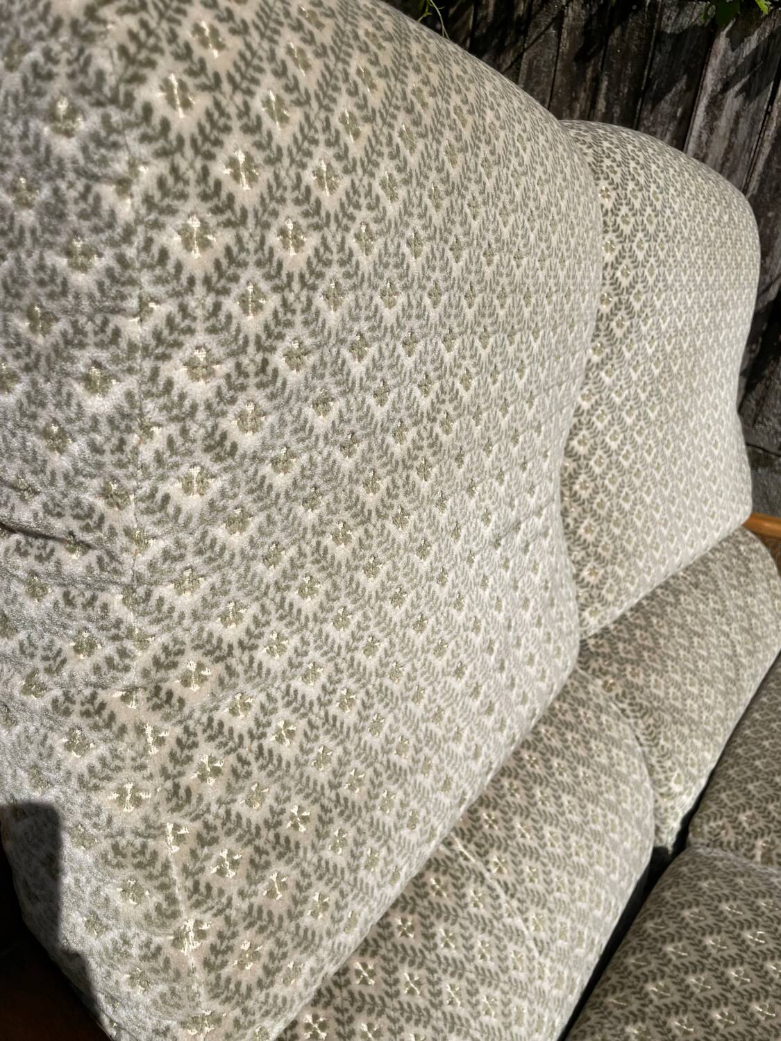 Sofa in wood, cane and green velvet