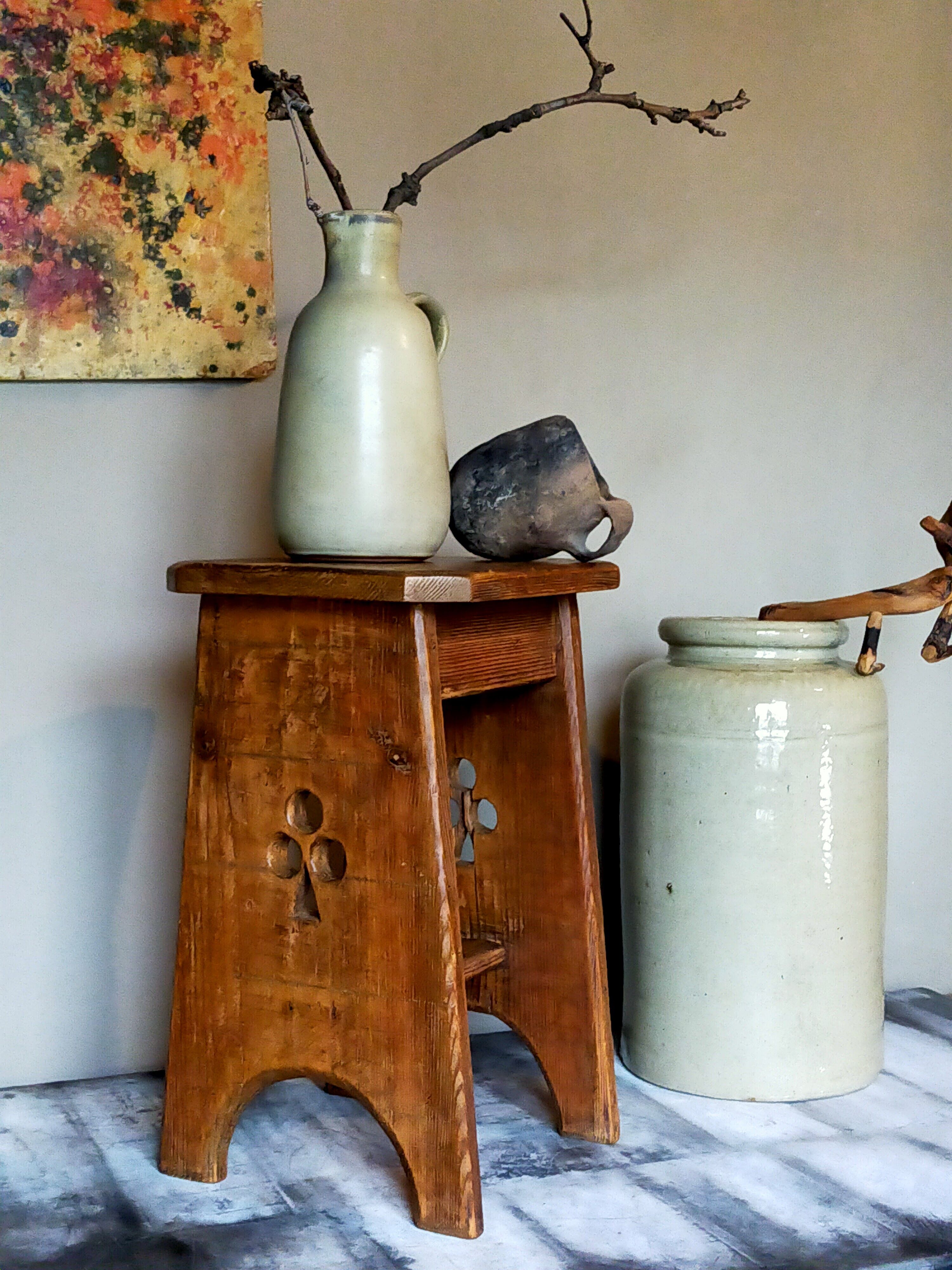 Vintage art-popular tabouret