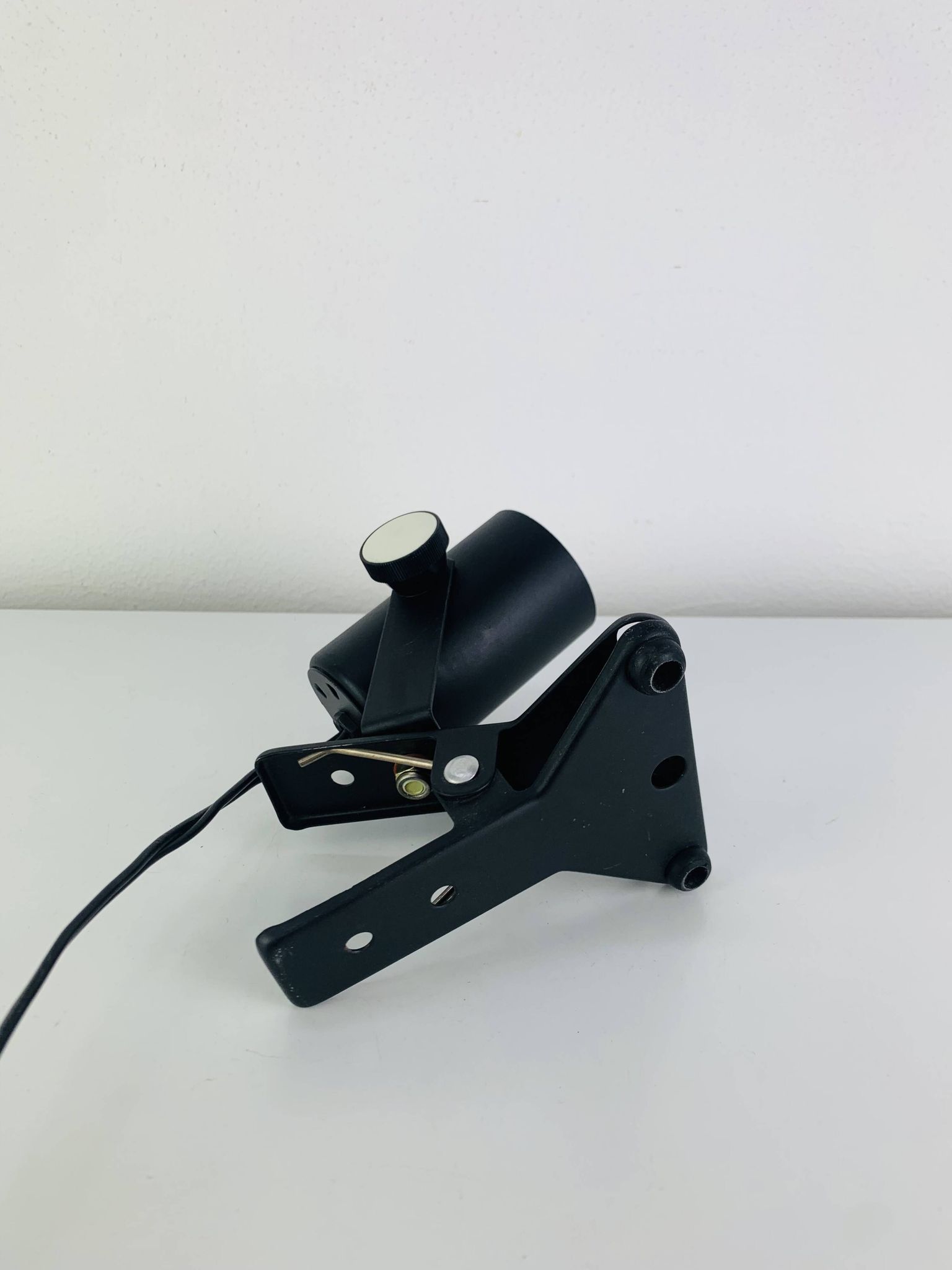 3 clip-on spotlights, black metal, 1960s, vintage